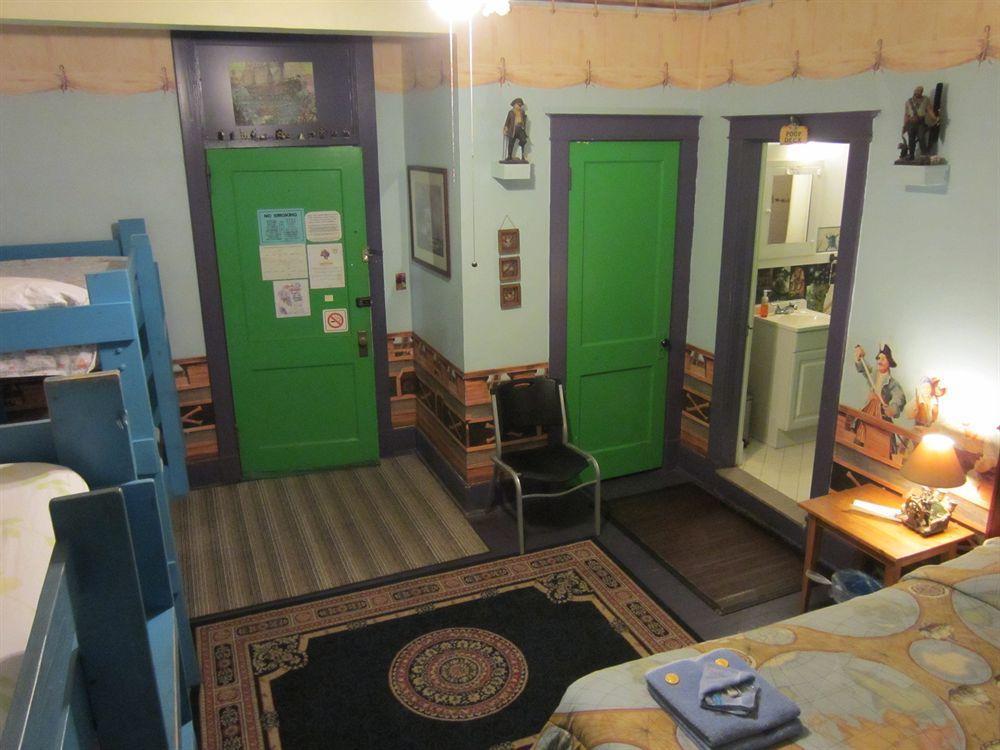 The Pirate Haus Inn Сент-Огастин Экстерьер фото